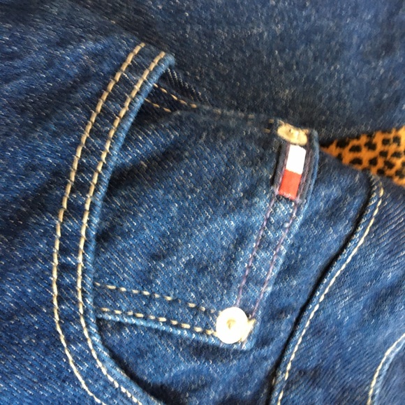 Vintage Tommy Hilfiger relaxed fit jeans! - Picture 6 of 8